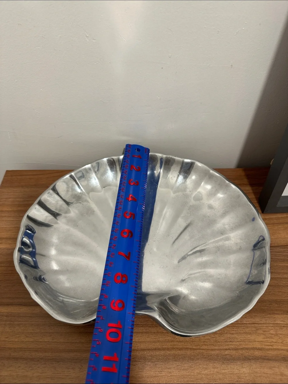 Wilton Armetale Polished Silver Serving Platter